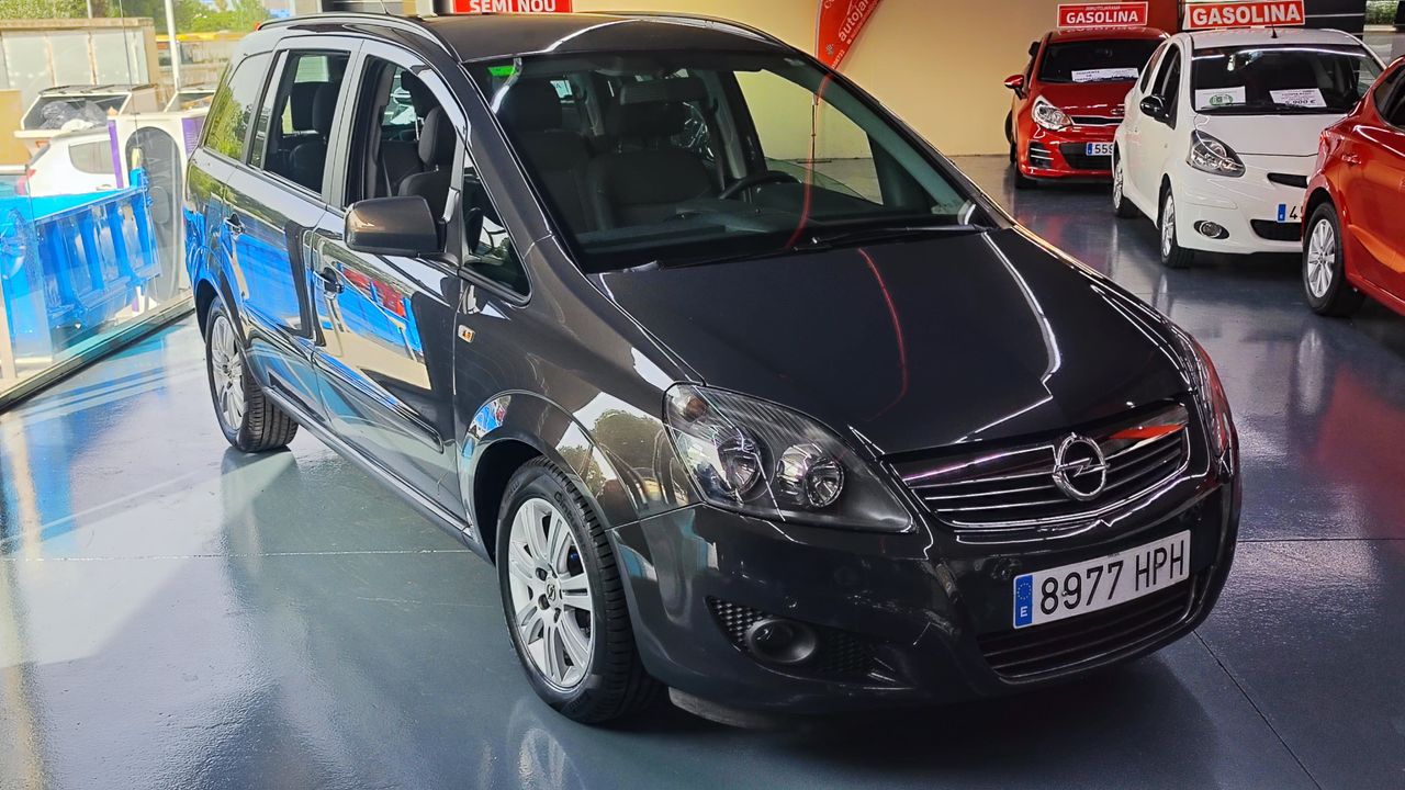 Foto Opel Zafira 1