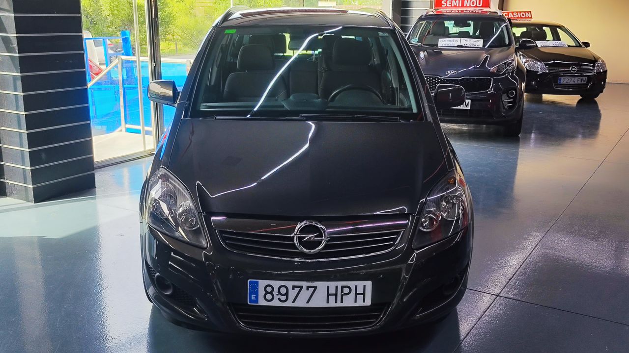 Foto Opel Zafira 11