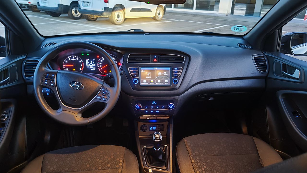 Foto Hyundai i20 10