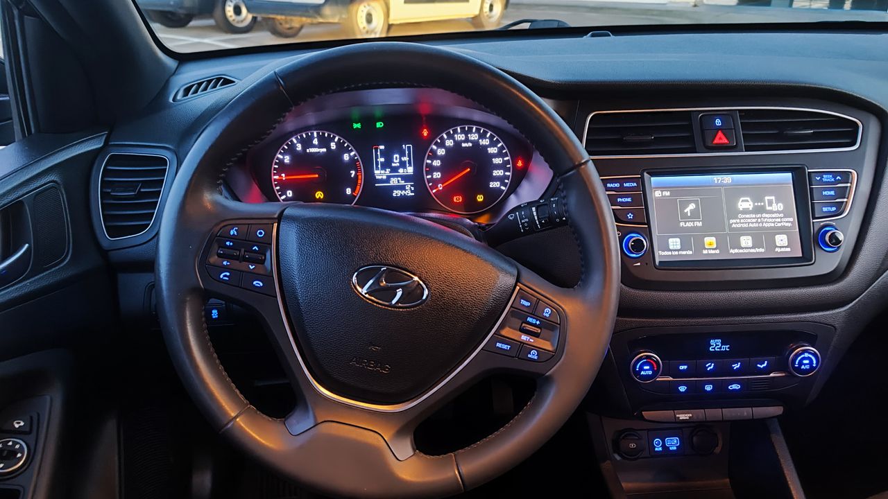 Foto Hyundai i20 13