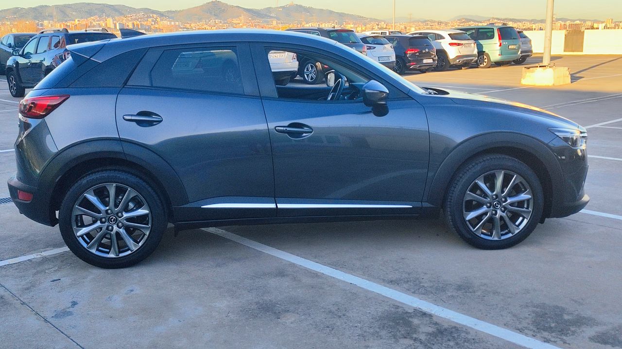 Foto Mazda CX-3 10