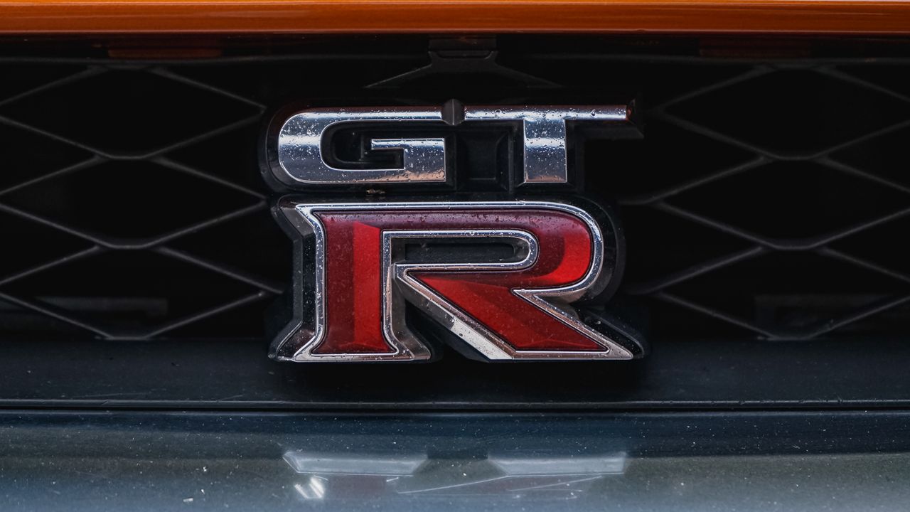 Foto Nissan GT-R 15
