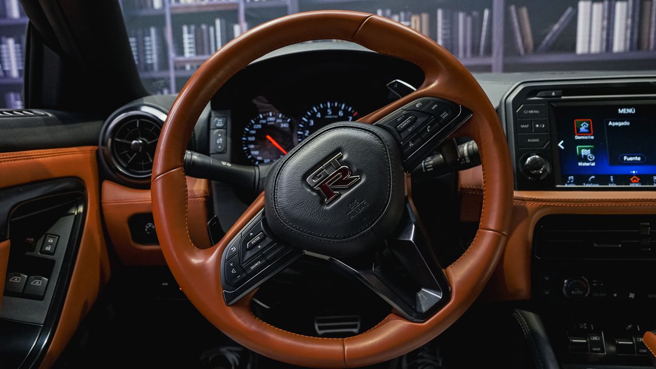 Foto Nissan GT-R 49