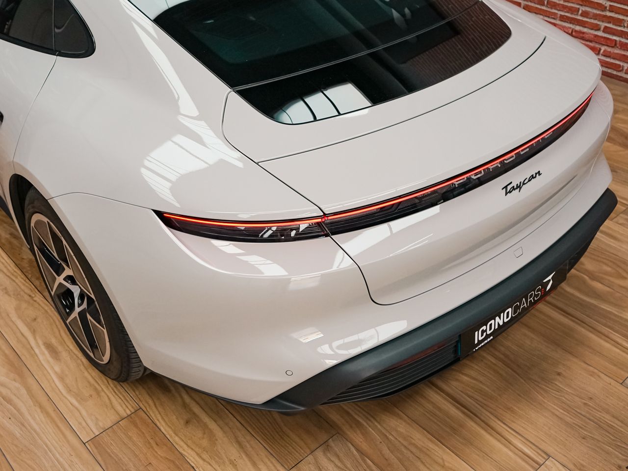 Foto Porsche Taycan 15