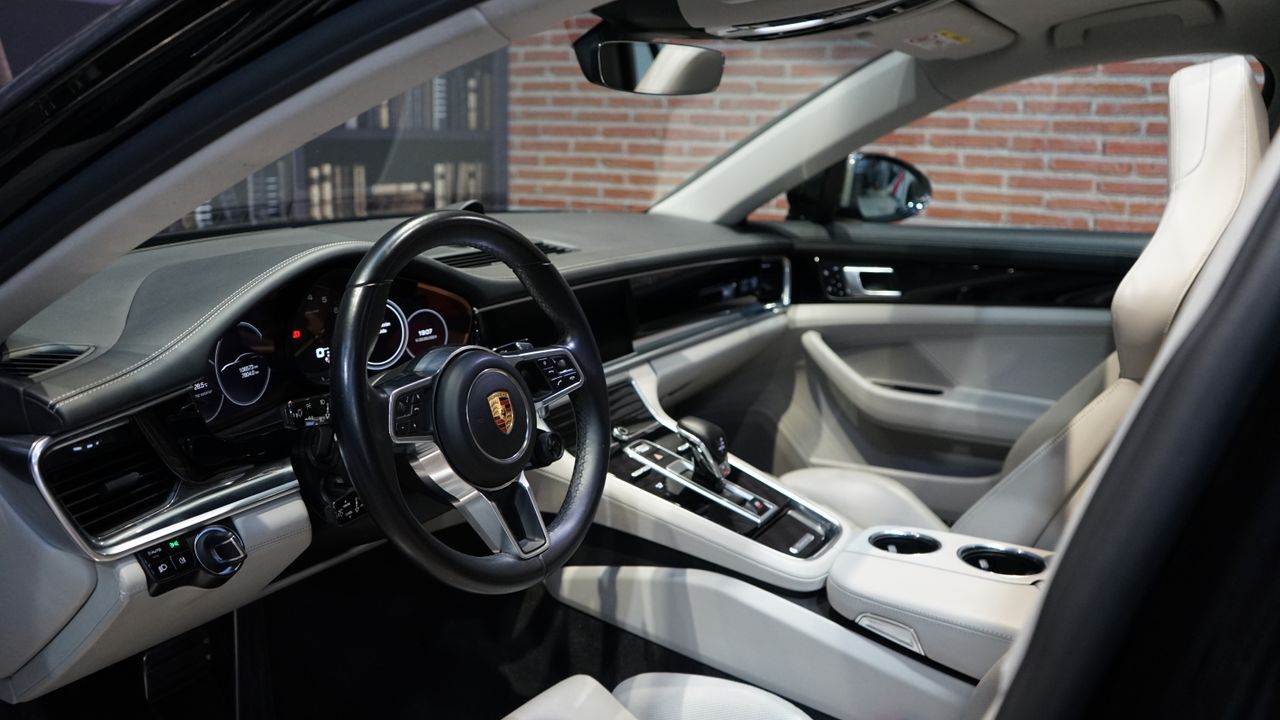 Foto Porsche Panamera 35