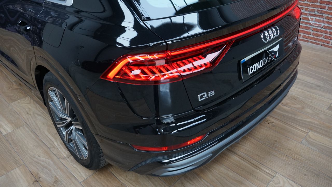 Foto Audi Q8 10