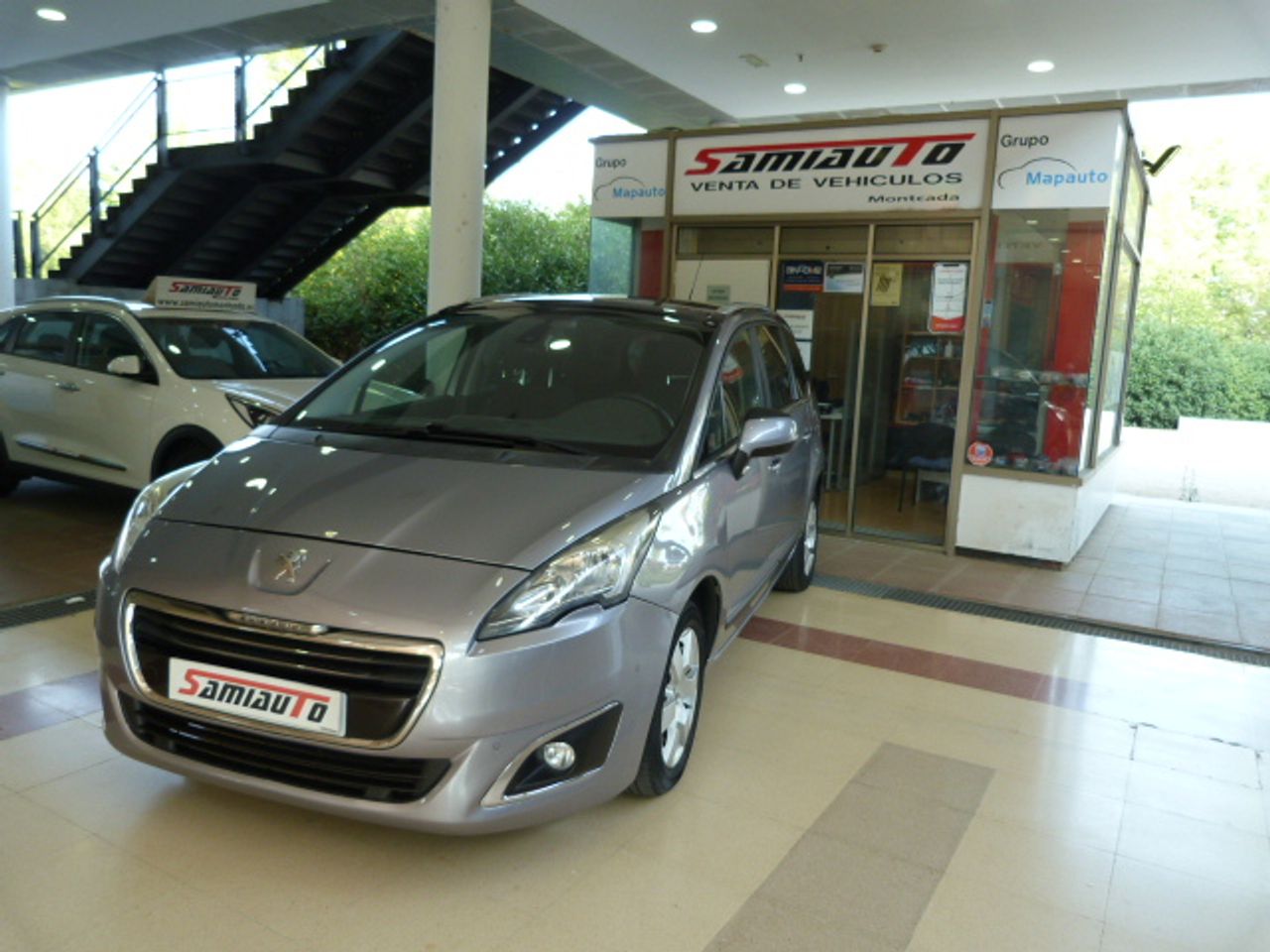 Foto Peugeot 5008 1