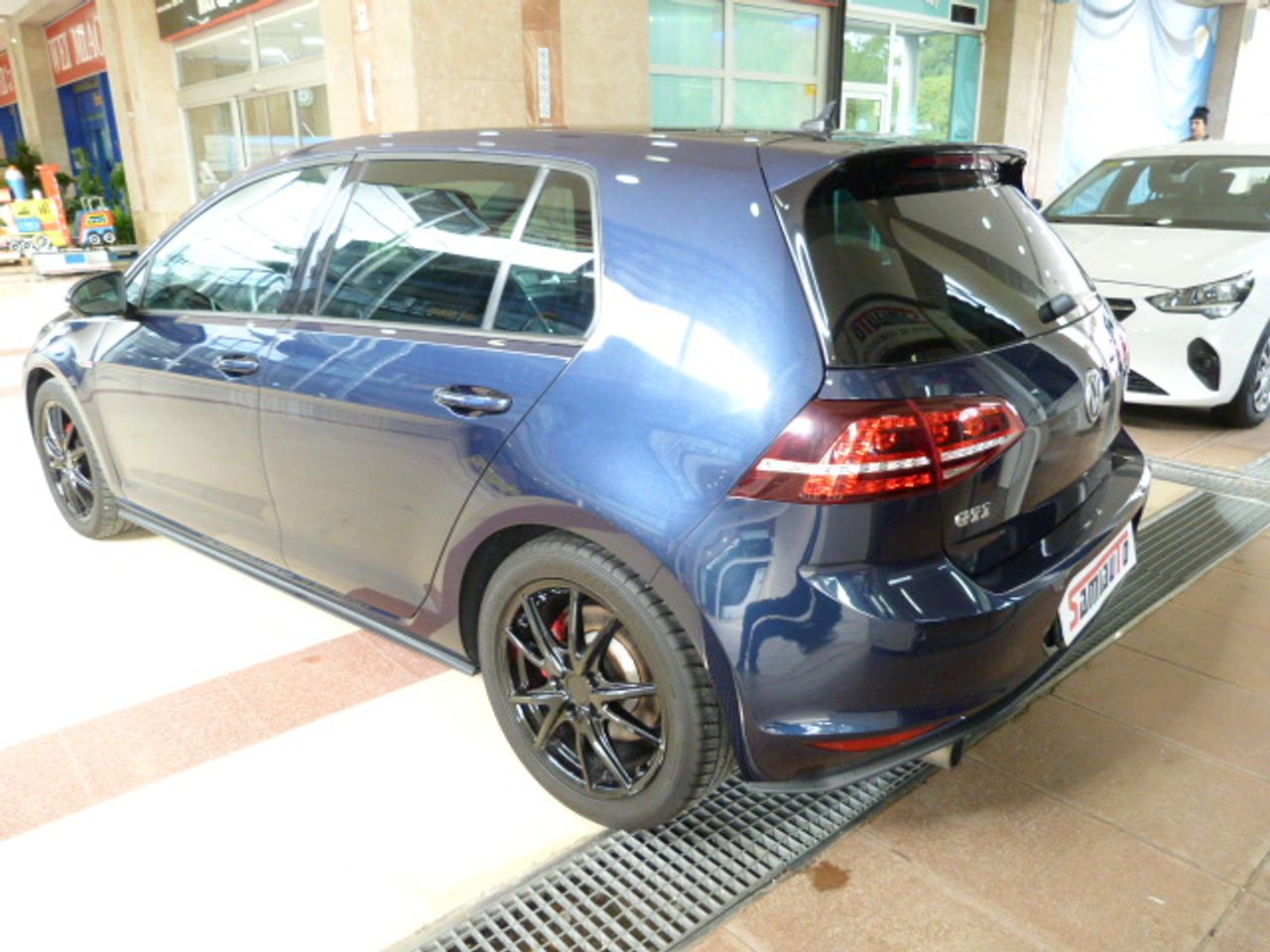 Foto Volkswagen Golf 21