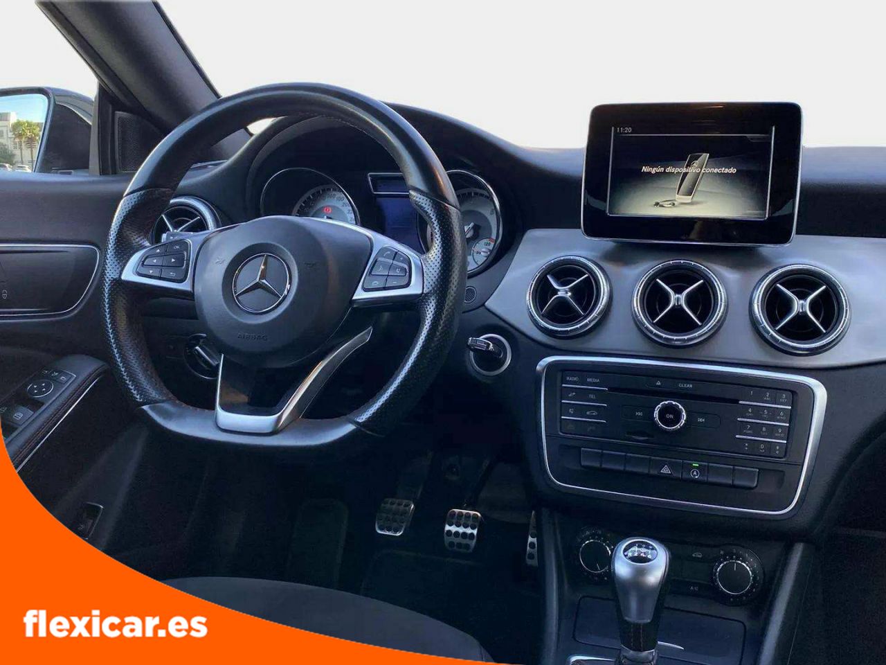 Foto Mercedes-Benz Clase CLA 22