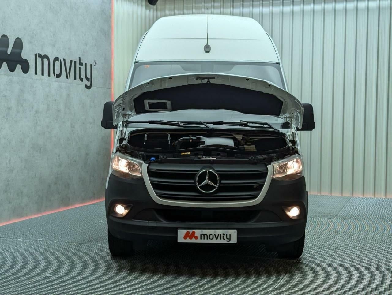 Foto Mercedes-Benz Sprinter 18