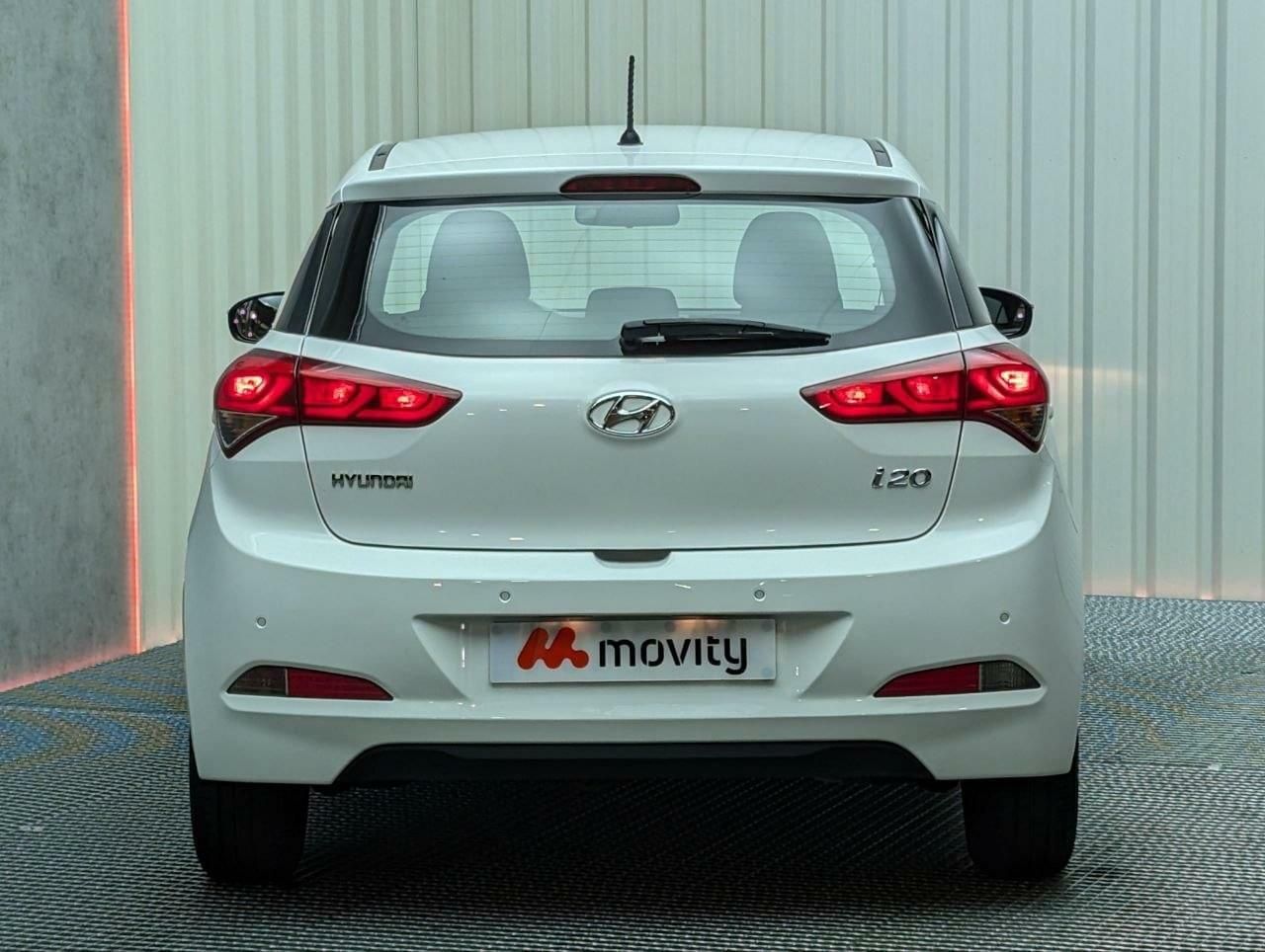 Foto Hyundai i20 4