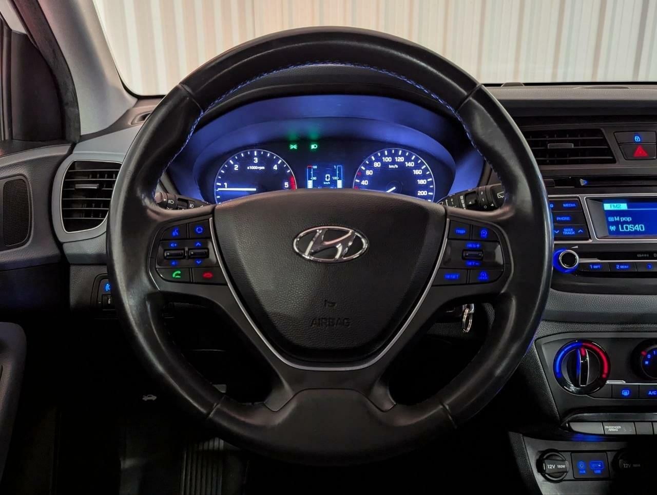 Foto Hyundai i20 7