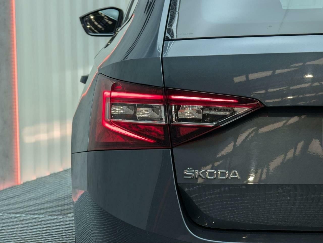 Foto Skoda Superb 26