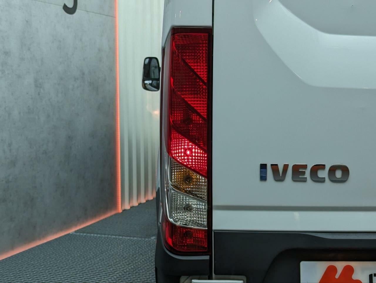 Foto Iveco Daily 23