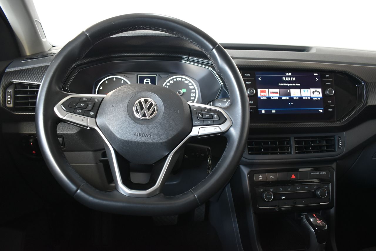 Foto Volkswagen T-Cross 14