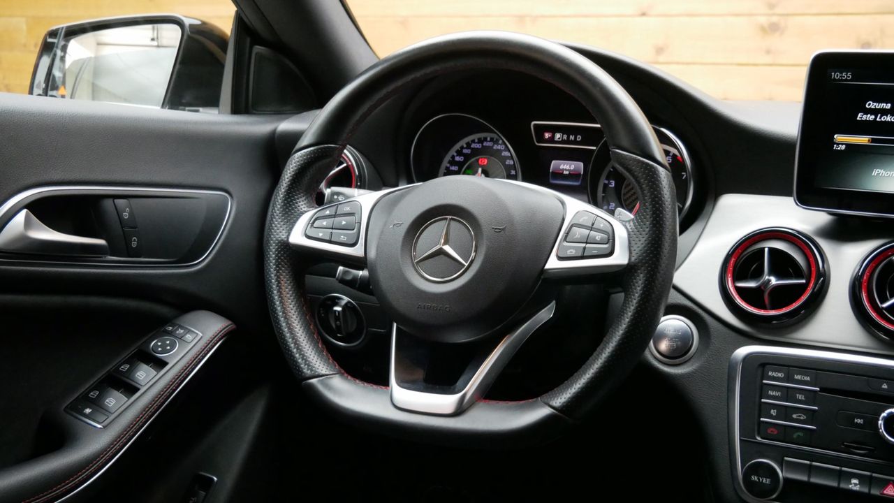 Foto Mercedes-Benz Clase CLA 8