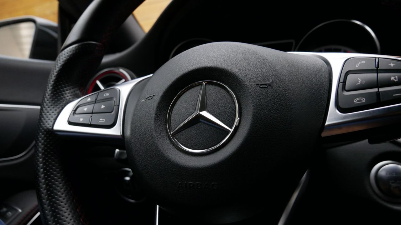 Foto Mercedes-Benz Clase CLA 29