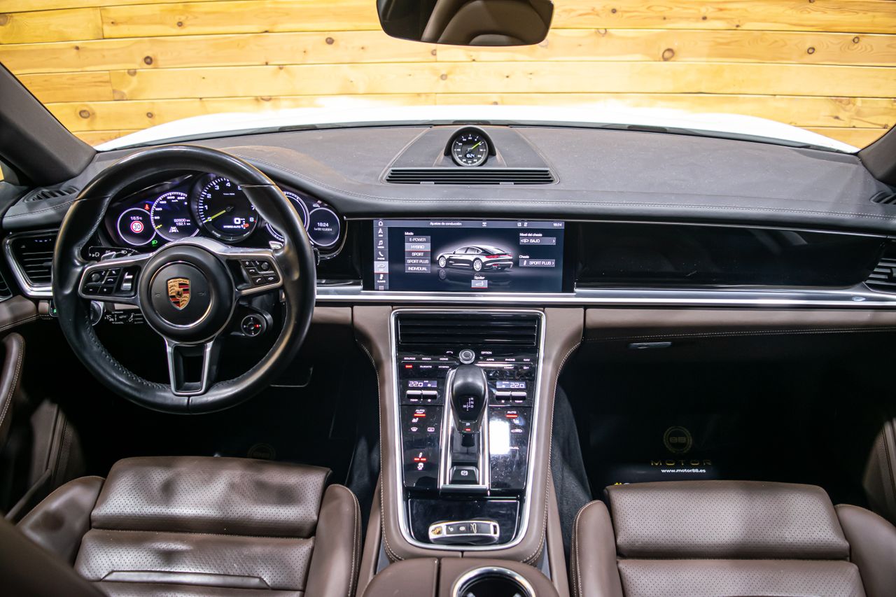 Foto Porsche Panamera 14