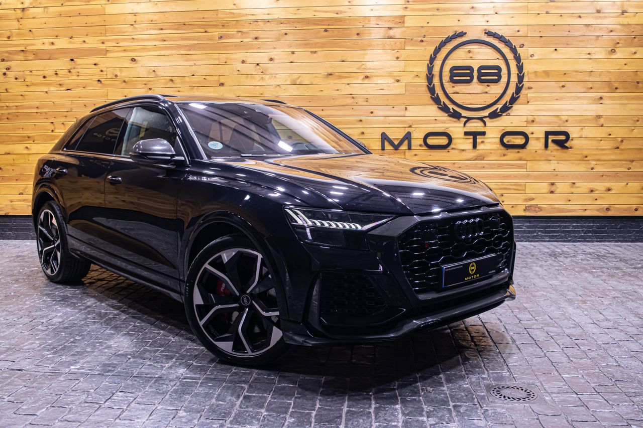 Foto Audi Q8 1