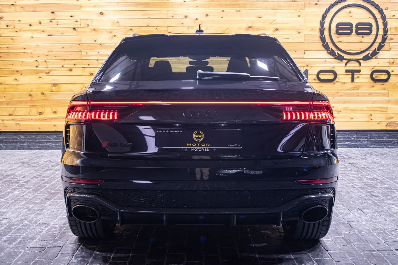 Foto Audi Q8 3