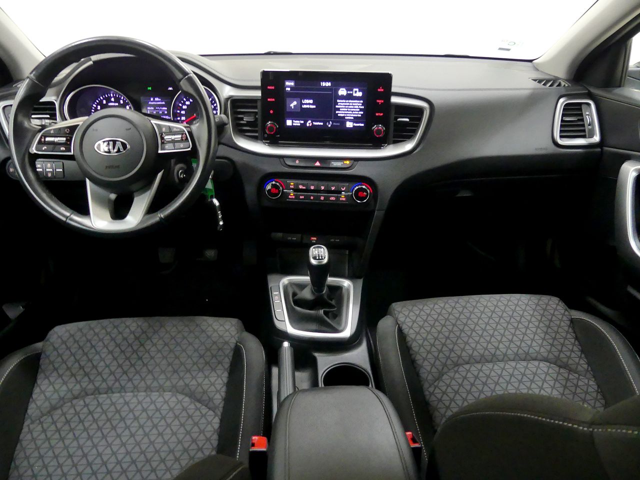 Foto Kia XCeed 16