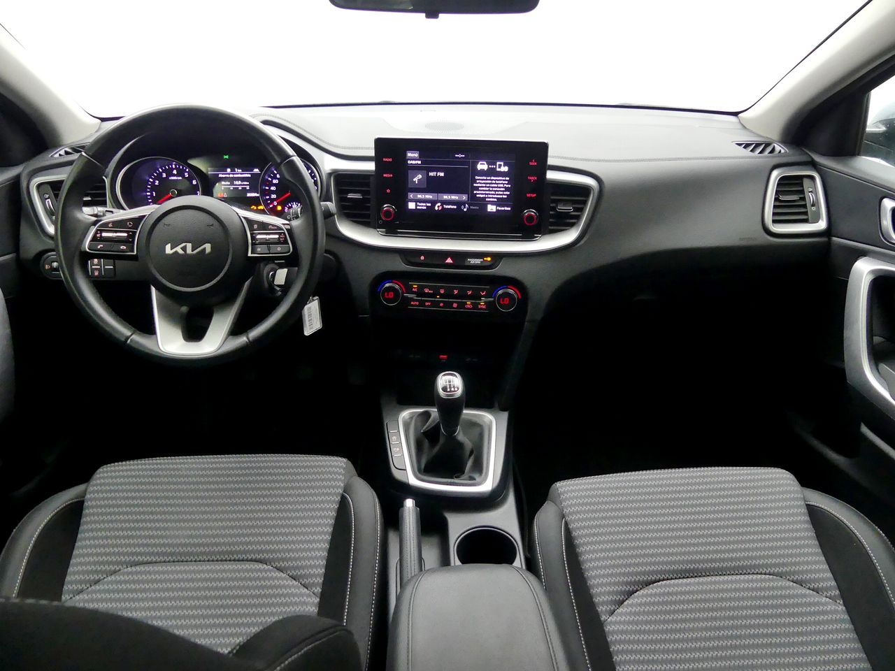 Foto Kia XCeed 17