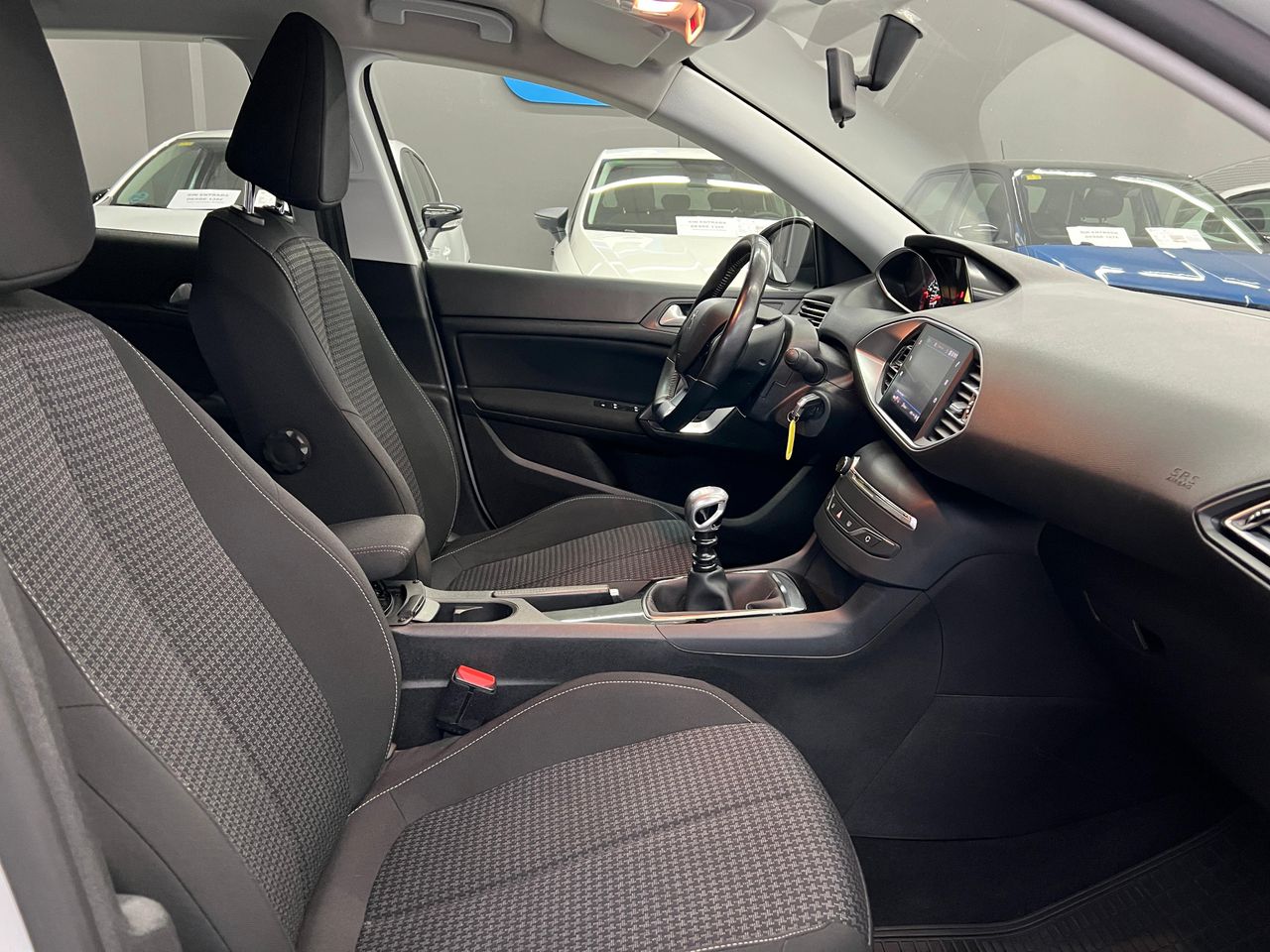 Foto Peugeot 308 8