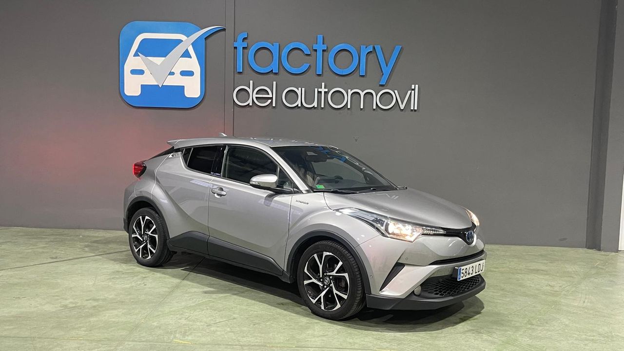 Foto Toyota C-HR 2