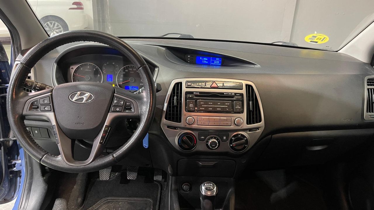 Foto Hyundai i20 6