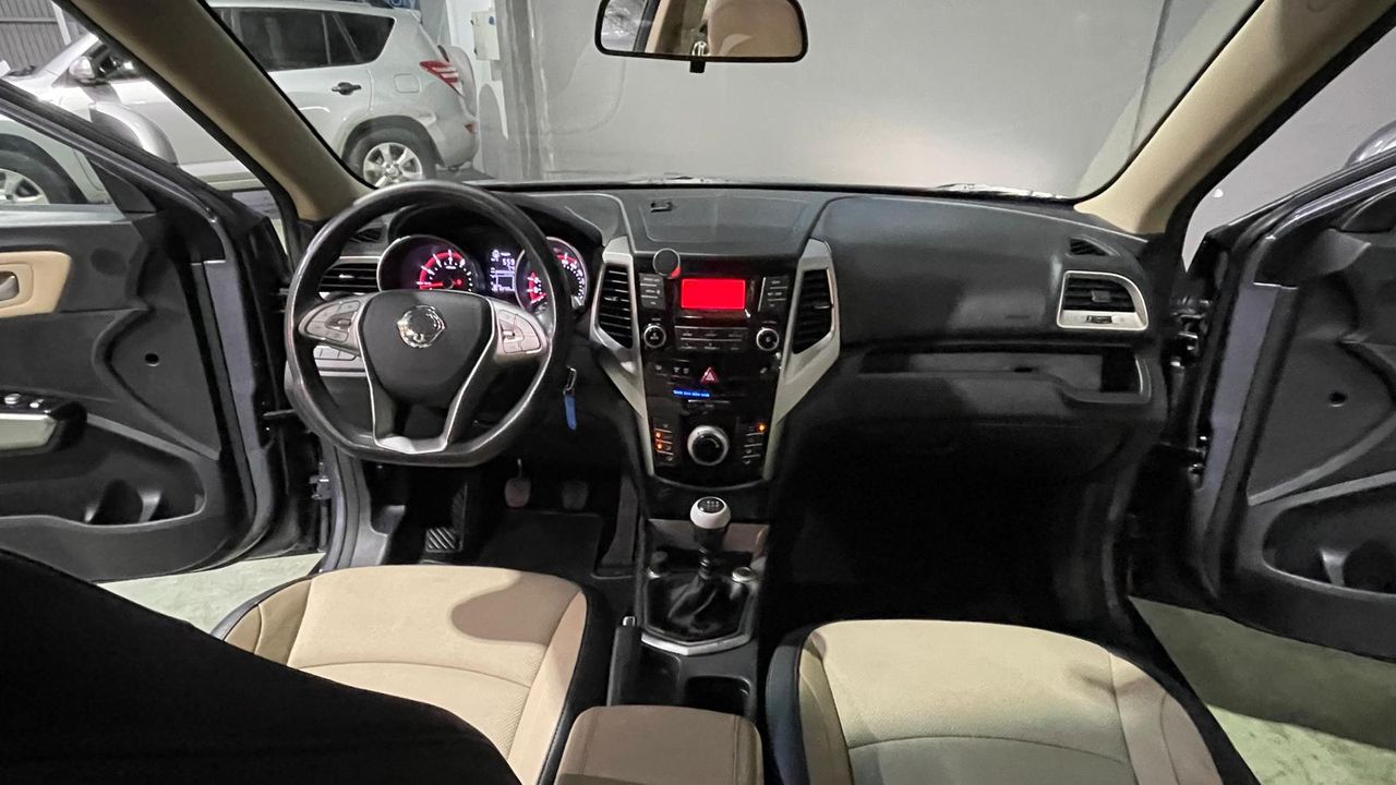 Foto SsangYong Tivoli 4