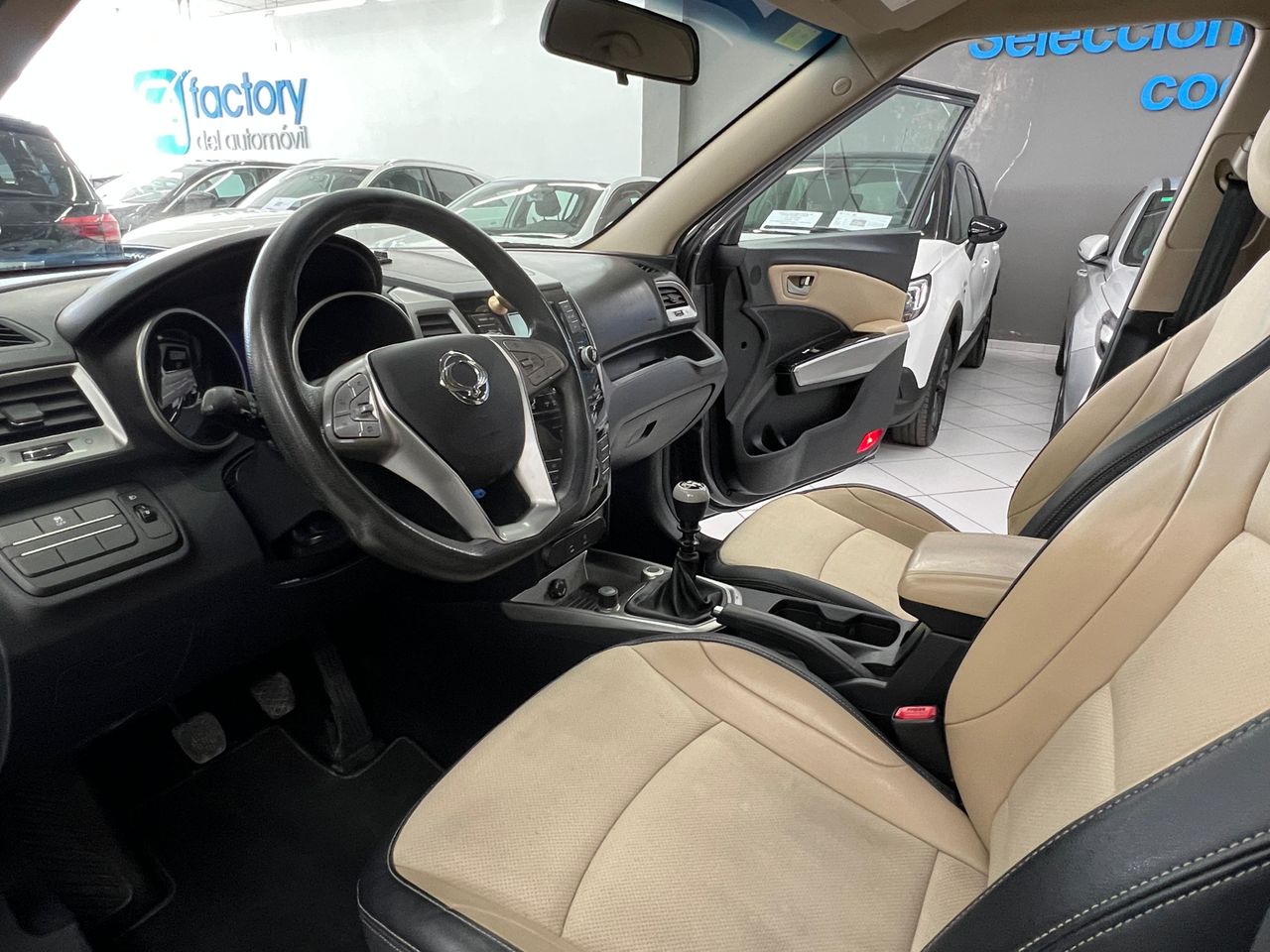 Foto SsangYong Tivoli 10