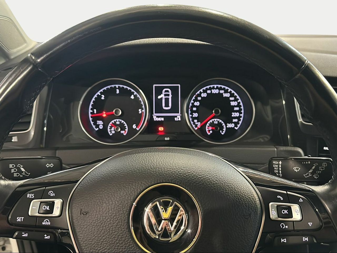 Foto Volkswagen Golf 13