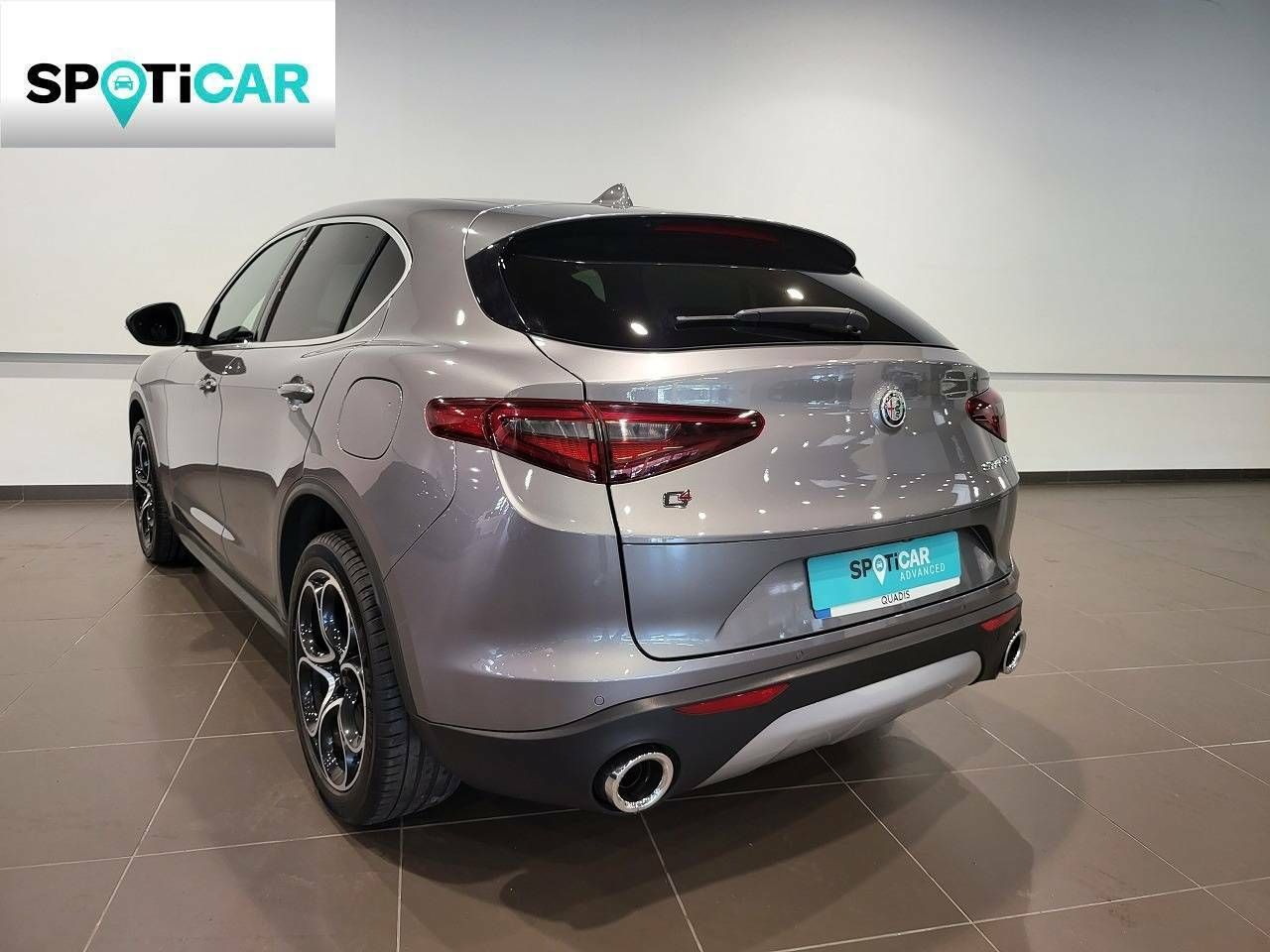 Foto Alfa Romeo Stelvio 5