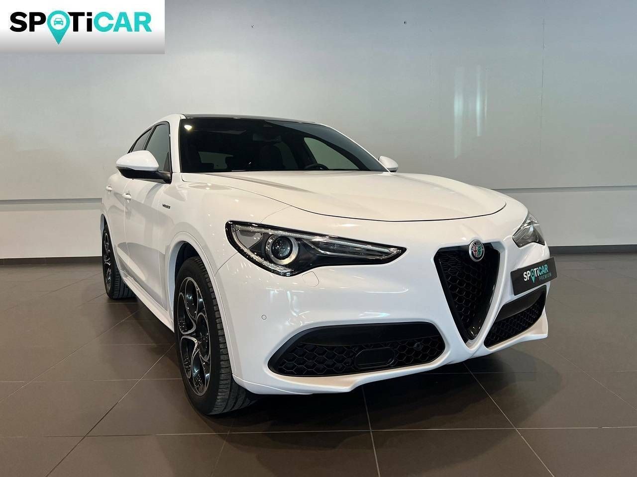 Foto Alfa Romeo Stelvio 1