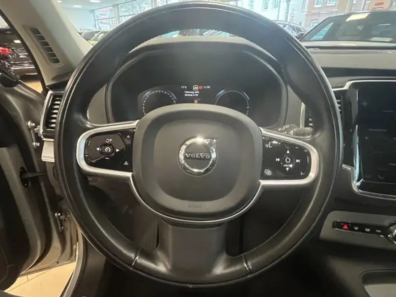 Foto Volvo XC90 11