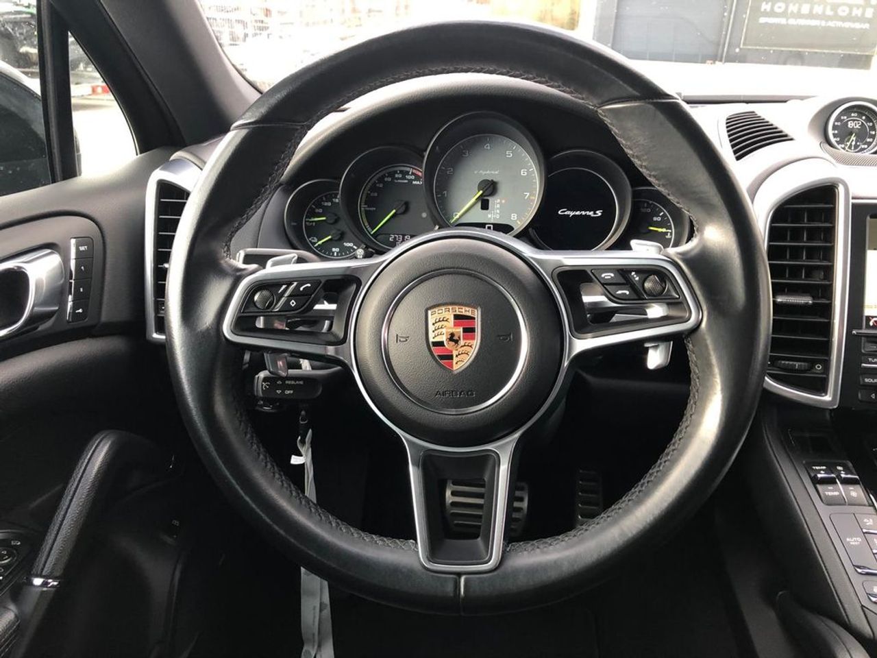 Foto Porsche Cayenne 8