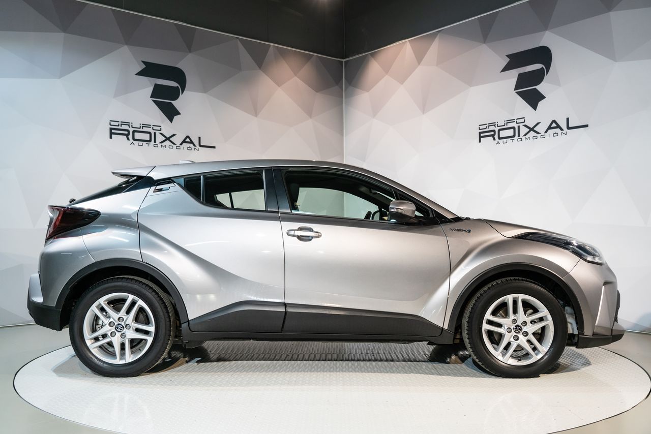 Foto Toyota C-HR 6