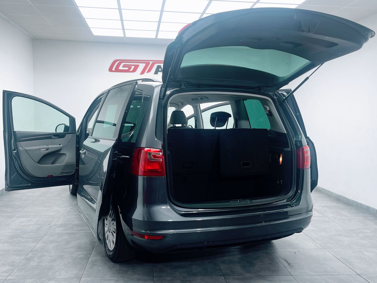 Foto Seat Alhambra 35