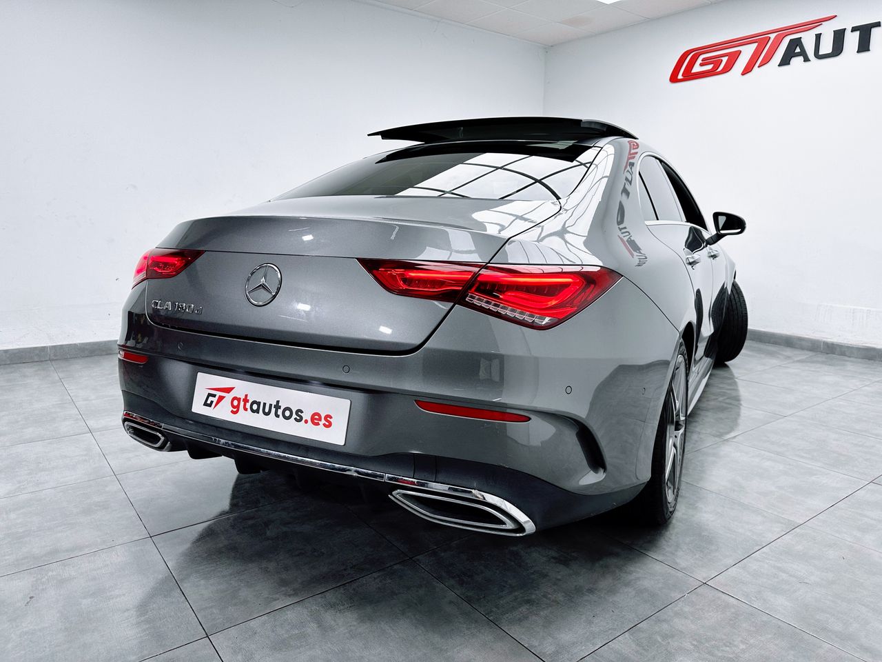 Foto Mercedes-Benz Clase CLA 29