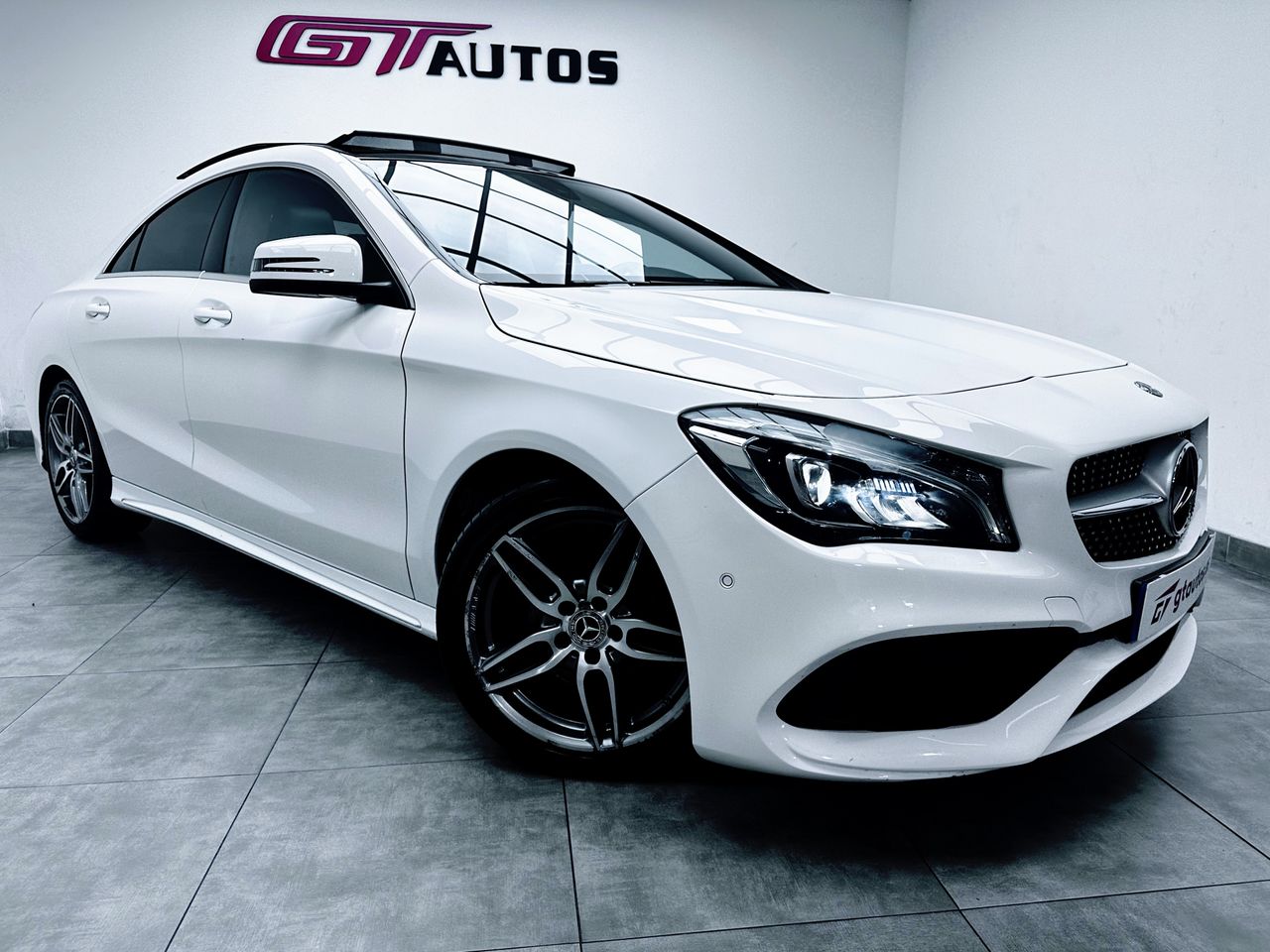 Foto Mercedes-Benz Clase CLA 7