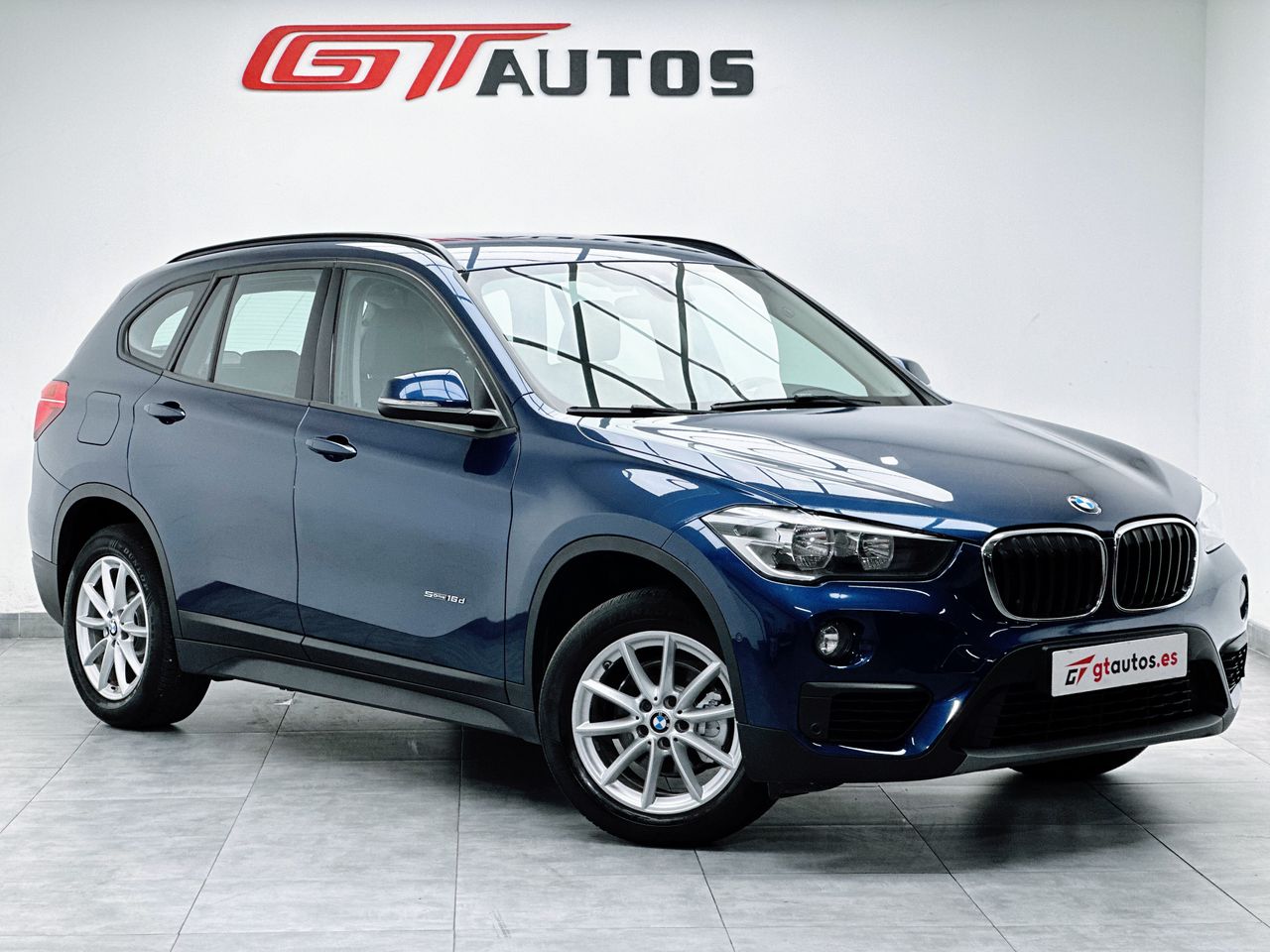 Foto BMW X1 6