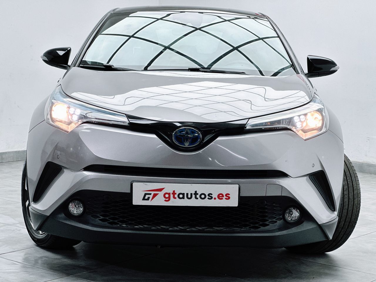 Foto Toyota C-HR 16