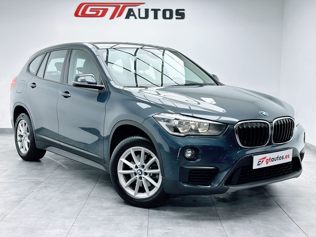 Foto BMW X1 6