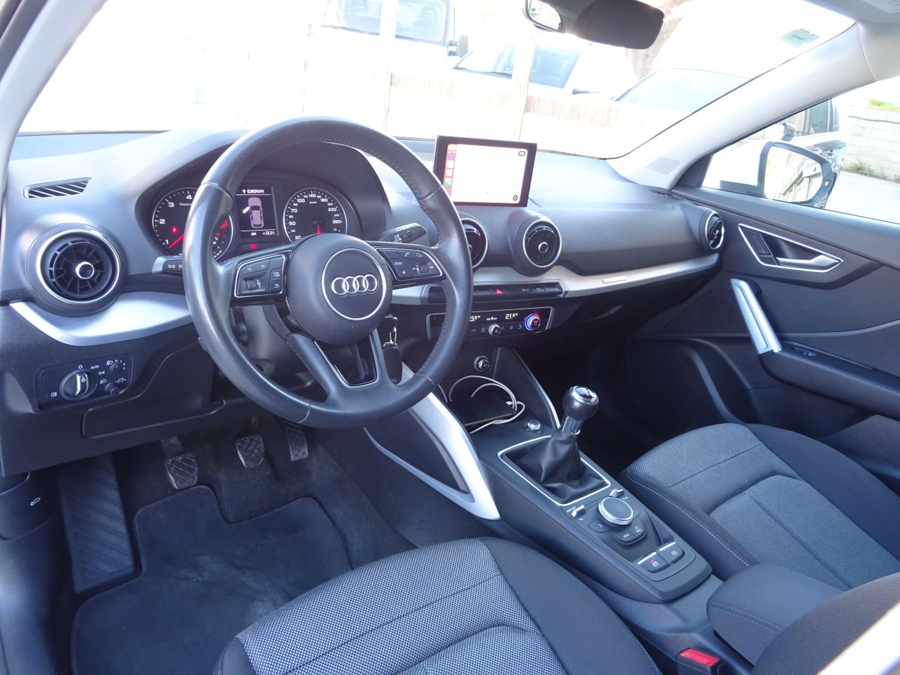 Foto Audi Q2 11