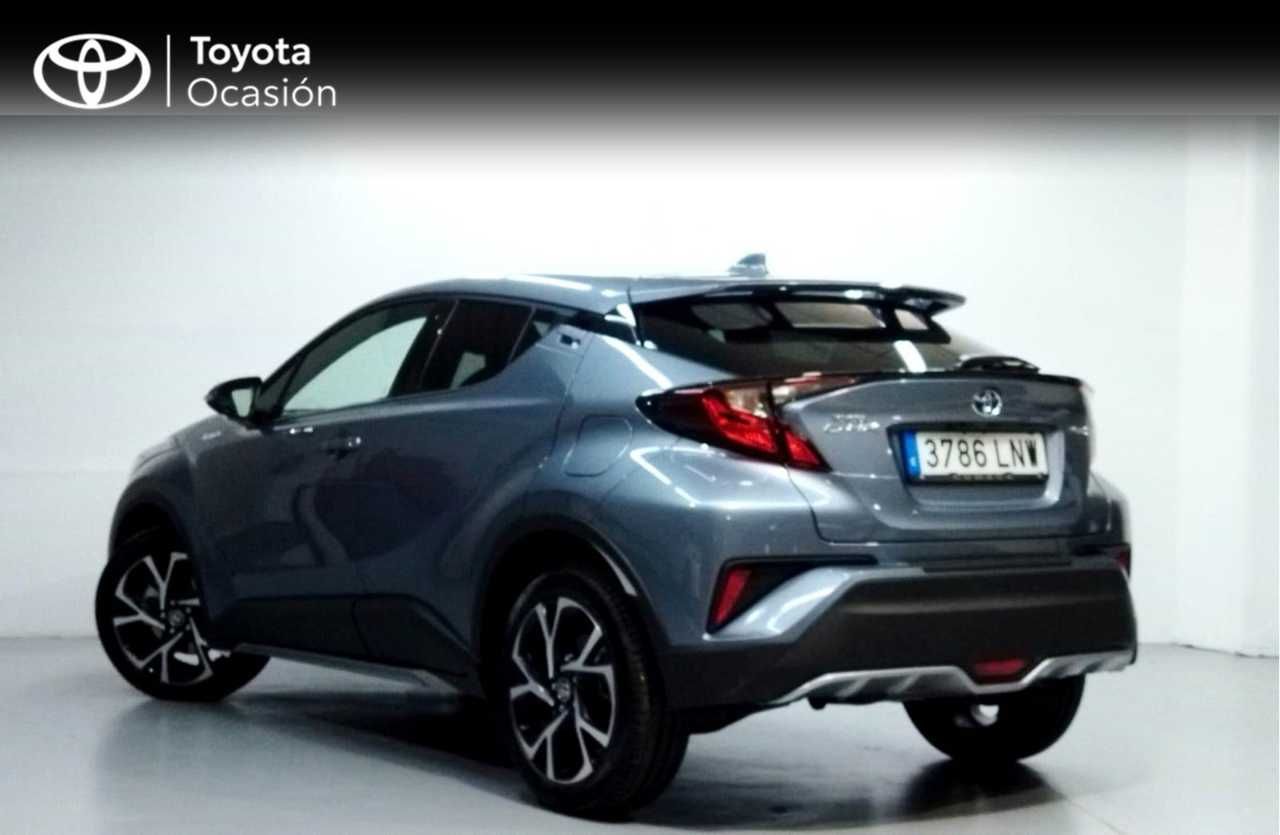 Foto Toyota C-HR 2