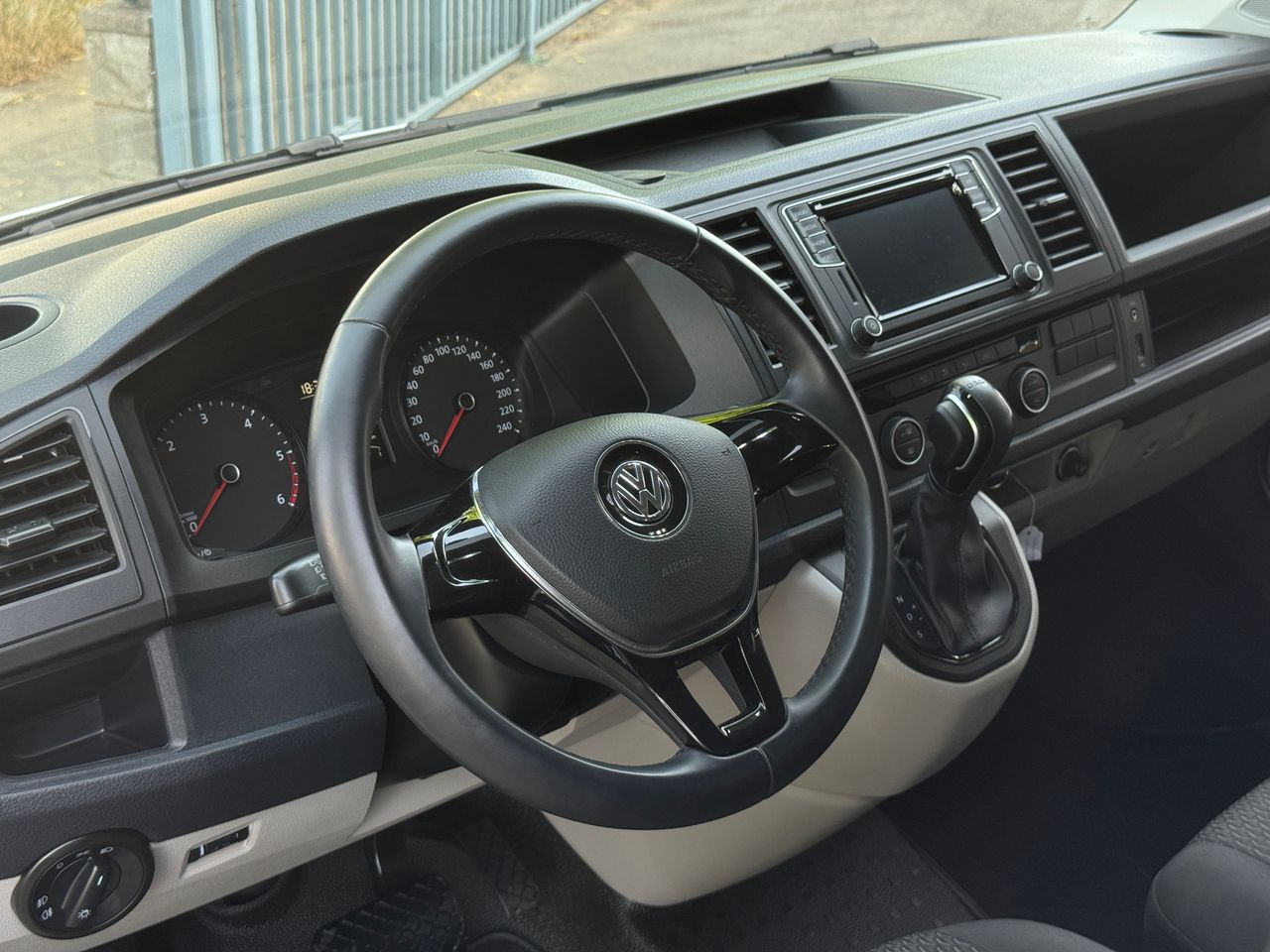 Foto Volkswagen Caravelle 8