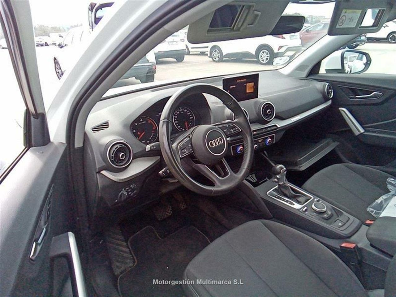 Foto Audi Q2 7