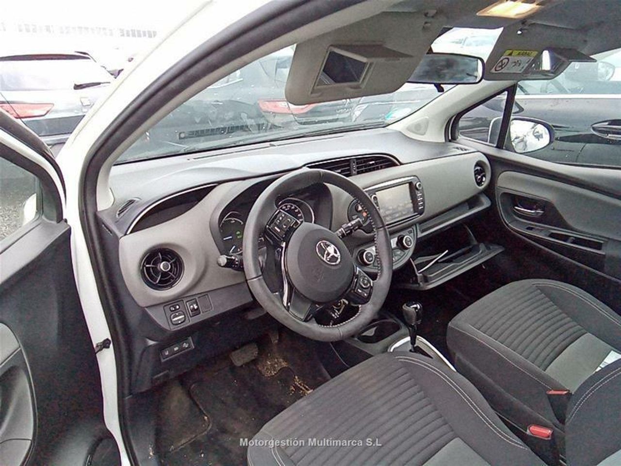 Foto Toyota Yaris 7