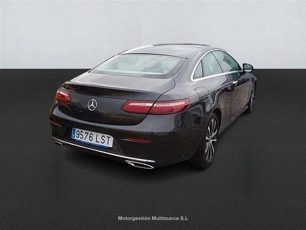 Foto Mercedes-Benz Clase E 4