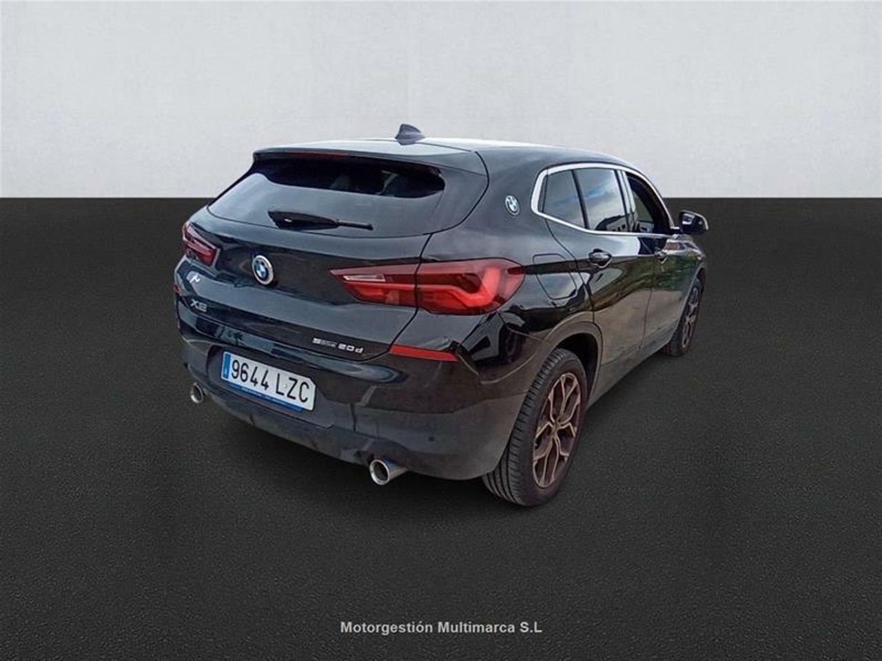 Foto BMW X2 4